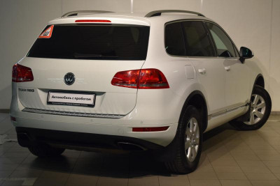Volkswagen Touareg 3.6 FSI Tiptronic 4Motion (249 л. с.)