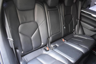 Porsche Cayenne S 4.8 Tiptronic AWD (400 л. с.)