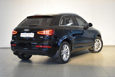 Audi Q3 2.0 TFSI quattro S tronic (211 л. с.)