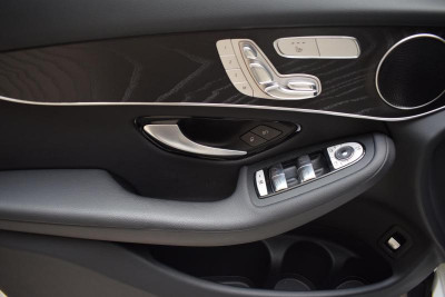 Mercedes-Benz GLC купе 220 d 9G-TRONIC 4MATIC (170 л. с.)