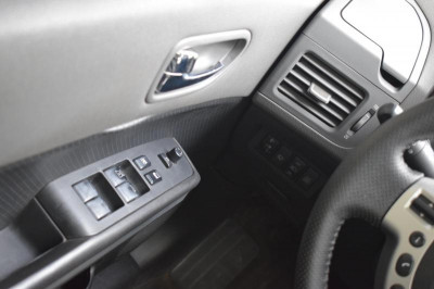 Nissan X-Trail 2.0 CVT (141 л. с.)