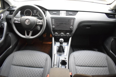 ŠKODA OCTAVIA 1.6 MPI AT (110 л.с.) Ambition