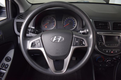 Hyundai Solaris 1.4 MT (107 л. с.)