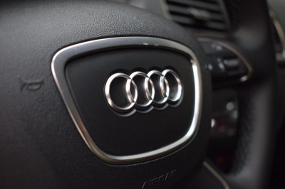 Audi Q3 2.0 TFSI quattro S tronic (170 л. с.)