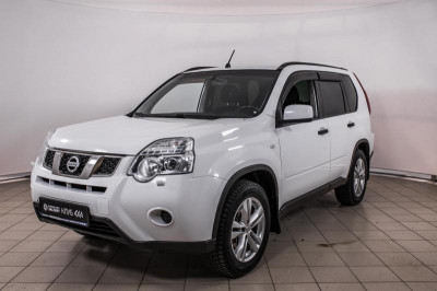 Nissan X-Trail 2.0 CVT AWD (141 л. с.)
