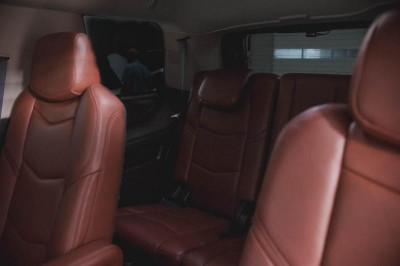 Cadillac Escalade 6.2 AT (409 л.с.) 4WD