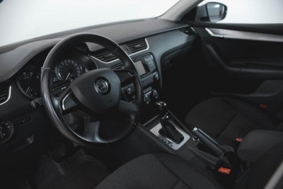 ŠKODA Octavia 1.6 AT (110 л.с.)