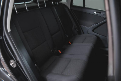 Volkswagen Tiguan 1.4 TSI BlueMotion DSG (150 л. с.) Avenue