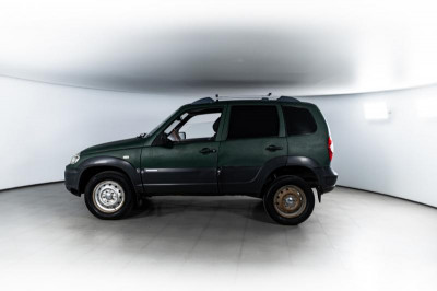 Chevrolet niva Niva 1.7 MT (79,6 л. с.) L