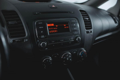 Kia Cerato 1.6 MT (130 л. с.) Comfort