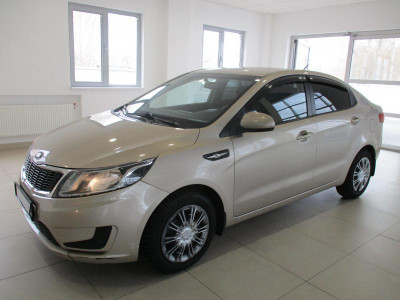 Kia Rio 1.4 MT (97 л. с.)