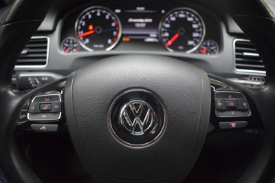 Volkswagen Touareg 3.0 TDI Tiptronic 4Motion (245 л. с.)