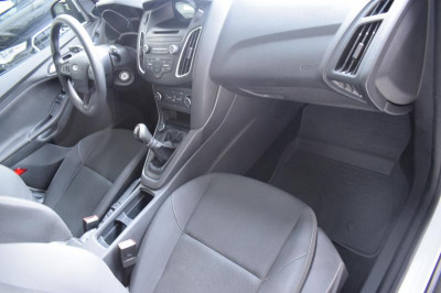 Ford Focus Универсал 1.6 Ti-VCT MT (105 л. с.) Trend