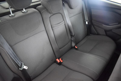 Ford Focus 1.6 MT (125 л. с.)