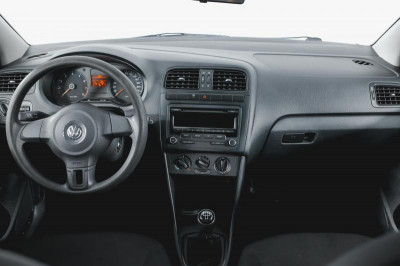 Volkswagen Polo 1.6 MT (105 л. с.)