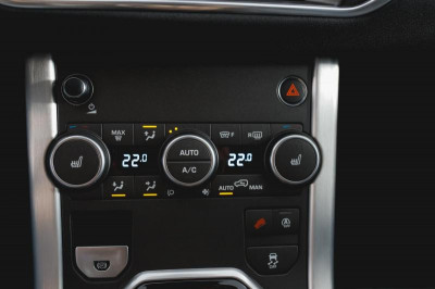 Land Rover Range Rover Evoque P200 AT AWD (200 л.с.) SE
