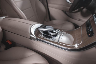 Mercedes-Benz GLC-Класс 250 4MATIC 2.0 AT (211 л.с.) 4WD
