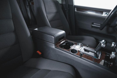 Volkswagen Touareg 2.5 TDI AT (174 л. с.)