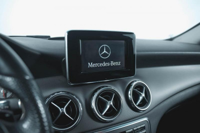Mercedes-Benz GLA GLA 250 7G-DCT 4Matic (211 л. с.) Особая серия