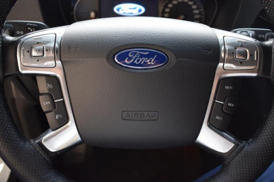 Ford Mondeo 2.0 SCTi Powershift (200 л. с.)