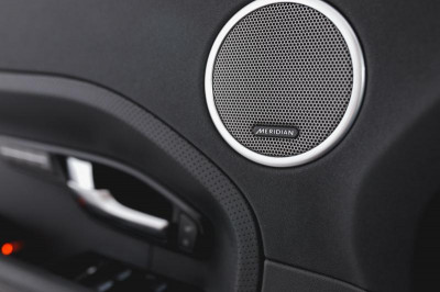 Land Rover Range Rover Evoque 2.2 SD4 9AT (190 л. с.)