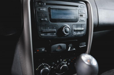 Renault Duster 2.0 MT 4x4 (135 л. с.)