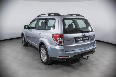Subaru Forester 2.0 AT (150 л.с.) 4WD