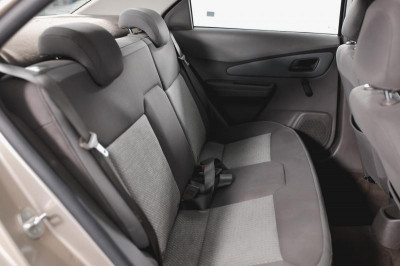 Chevrolet Cobalt 1.5 MT (105 л. с.)