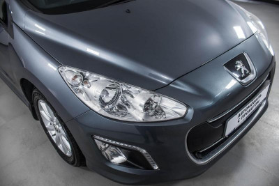 Peugeot 308 1.6 MT (120 л. с.)