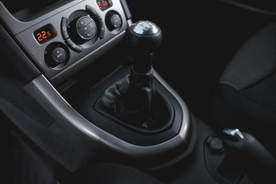 Peugeot 308 1.6 MT (120 л. с.)