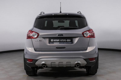 Ford Kuga 2.5 MT AWD (200 л. с. '11)