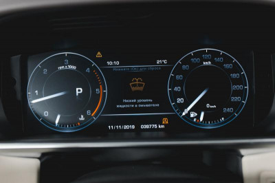 Land Rover Range Rover Sport 3.0 TDV6 AT AWD (249 л. с.) HSE