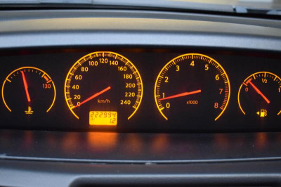Nissan Primera 1.6 MT (109 л. с.)