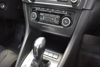 Volkswagen Golf 1.4 TSI DSG (122 л. с.)
