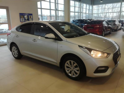 Hyundai Solaris 1.4 MT (100 л.с.) Active