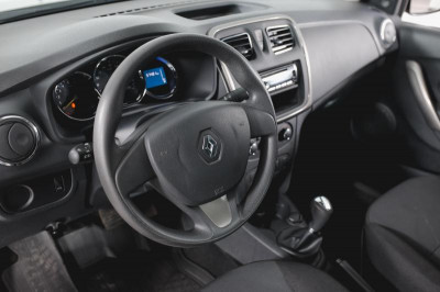 Renault Logan 1.6 AMT (82 л. с.) Confort