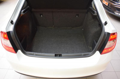 ŠKODA RAPID 1.6 MT (90 л. с.) Active