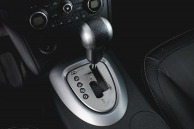 Nissan Qashqai 2.0 CVT FWD (140 л. с.)