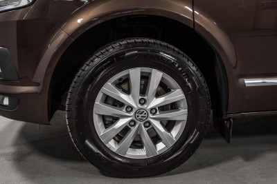 Volkswagen Multivan 2.0 TDI DSG (140 л. с.) Highline
