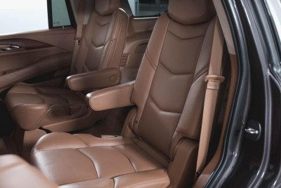 Cadillac Escalade 6.2 AT (409 л.с.) 4WD