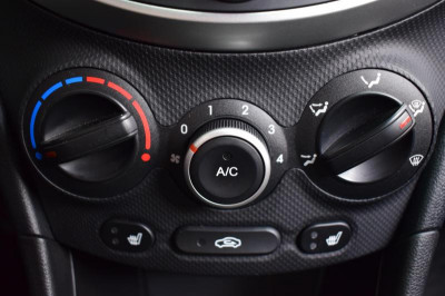 Hyundai Solaris 1.4 AT (107 л. с.) Comfort