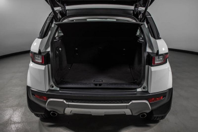 Land Rover Range Rover Evoque 2.0 TD4 AT AWD (150 л. с.) SE
