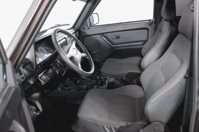 LADA 4x4 3 дв. 213105 1.7 MT (83 л.с.) 4WD Standard