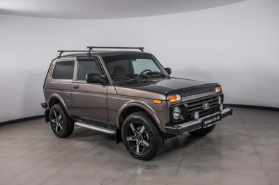 LADA 4x4 3 дв. 213105 1.7 MT (83 л.с.) 4WD Standard