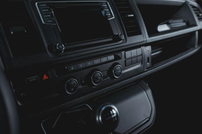 Volkswagen Multivan 2.0 TDI MT (140 л. с.) Trendline