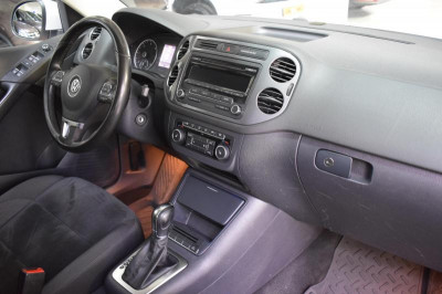 Volkswagen Tiguan 2.0d AT (140 л.с.) 4WD Avenue