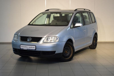 Volkswagen Touran 2.0 TDI MT (140 л. с.)