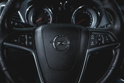 Opel Mokka 1.4 Turbo AT (140 л. с.)