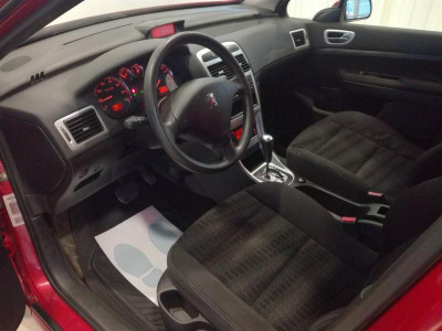 Peugeot 307 1.6 AT (110 л. с.)