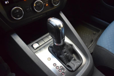 Volkswagen Jetta 1.4 TSI DSG (122 л. с.)